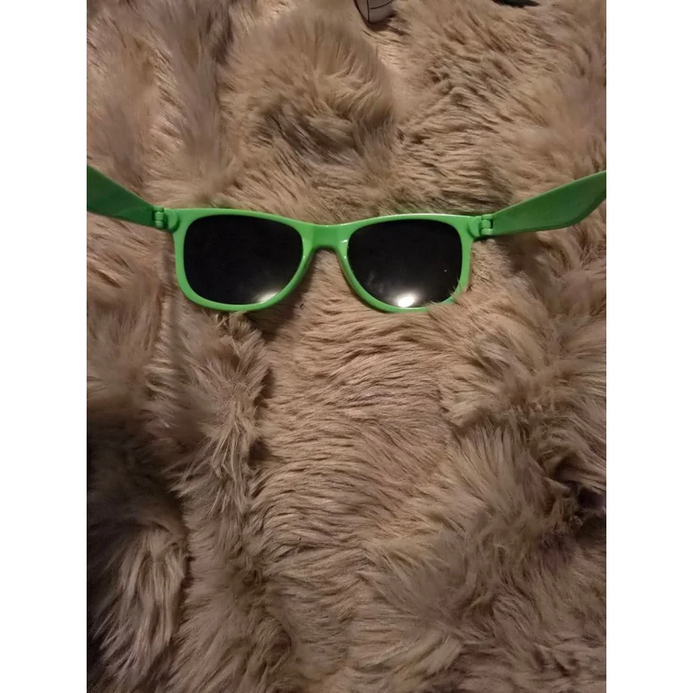 Unisex Wild Neon Green & Black Retro Sunglasses One Size